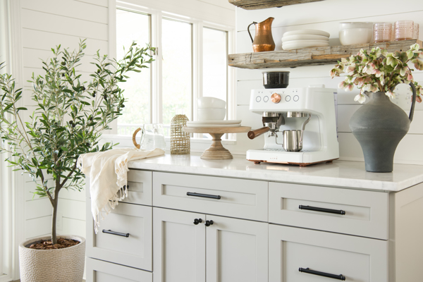 Lakeside Cottage Kitchen